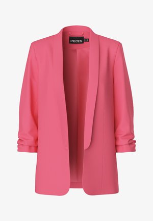 Sacou roz dintr-un material fin, cu deschidere frontală și guler în stil șal. Prezintă mâneci răsfrânte și nu are nasturi, evidențiind un design minimalist.