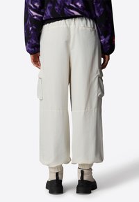 The North Face HIMALAYAN - Cargobroek - white dune tnf black
