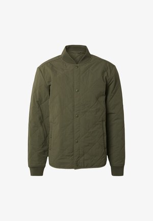 Maslinasto zelena prošivena jakna s prednjim kopčanjem na drukere, rebrastim ovratnikom i manžetama te bočnim džepovima, prikazana na bijeloj pozadini.