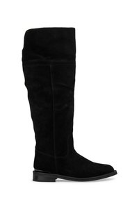 Botas altas de ante negro que cubren más allá de la rodilla, con suela plana, punta redondeada y textura suave. Detalles de costuras a lo largo de los lados.