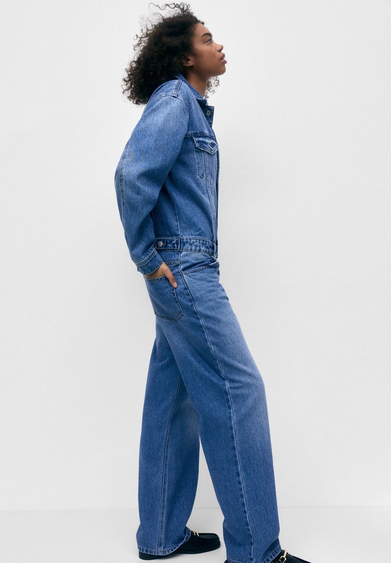 PULL&BEAR LONG SLEEVE Jumpsuit blue denim Zalando.at