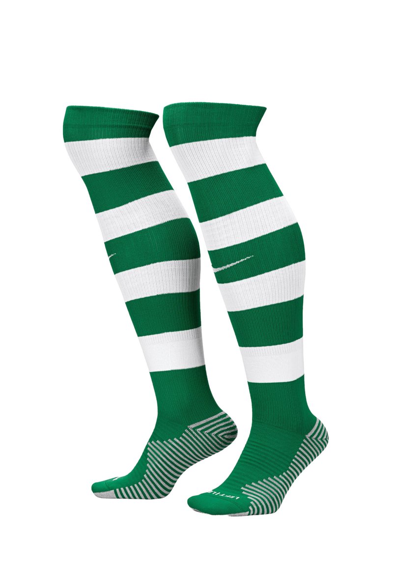 Calze al ginocchio a righe verdi e bianche con una texture liscia. Presentano un logo e una soletta decorata per aderenza e comfort.