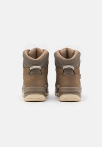 Lowa RENEGADE GTX MID WS - Hikingskor - sand/apricot