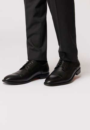 DERBY CAPTOE - Smart lace-ups - black