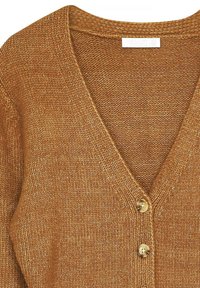 Strikket cardigan i lysebrun med V-hals, der har to cirkulære knapper og et tekstureret stof, som viser en subtil glans.