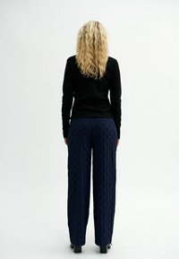 Résumé Nohavice - navy