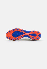adidas Performance COPA PURE 2.0 PRO MULTI-GROUND - Scarpe da calcio per terreni duri - footwear white/lucid blue/solar red