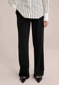 WE Fashion Auduma bikses - black