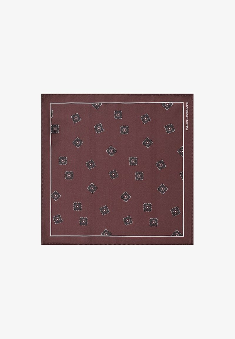 Bordowy kwadratowy szalik z białą obwódką, zdobiony powtarzającym się wzorem kwiatowym w ciemnym niebieskim i białym, wykonany z gładkiego materiału.