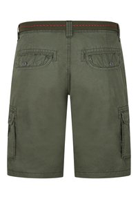 Pantalones cortos cargo de color verde oliva con cintura plana y costuras rojas, que cuentan con dos bolsillos laterales y dos bolsillos traseros con botones. Material de mezcla de algodón.