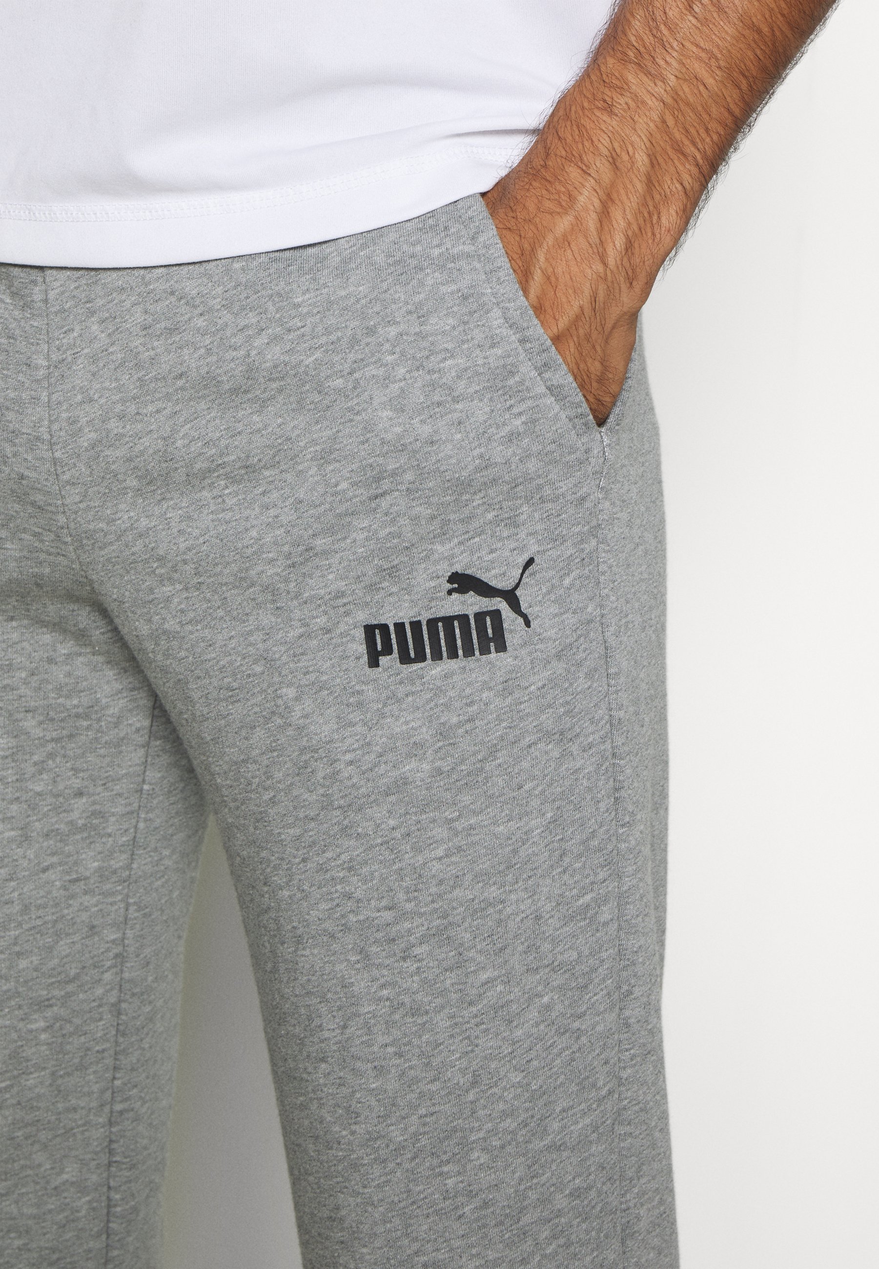 puma ess pants