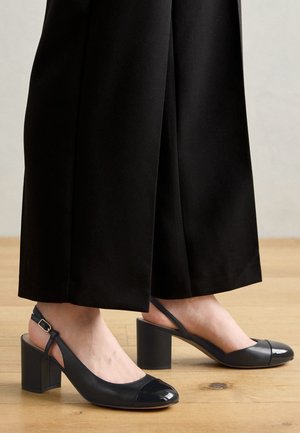 VIRNILISA - Klasszikus sarkú cipők - black