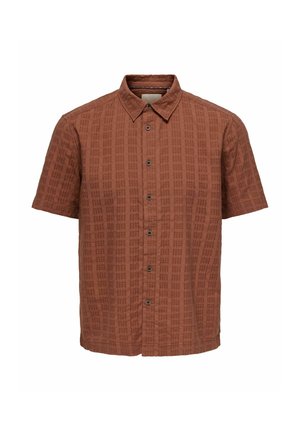 Lühikeste varrukatega roostepruun särk, millel on nööpidega eesmine osa ja peen tekstuuriga ruuduline muster, standardse kraega.