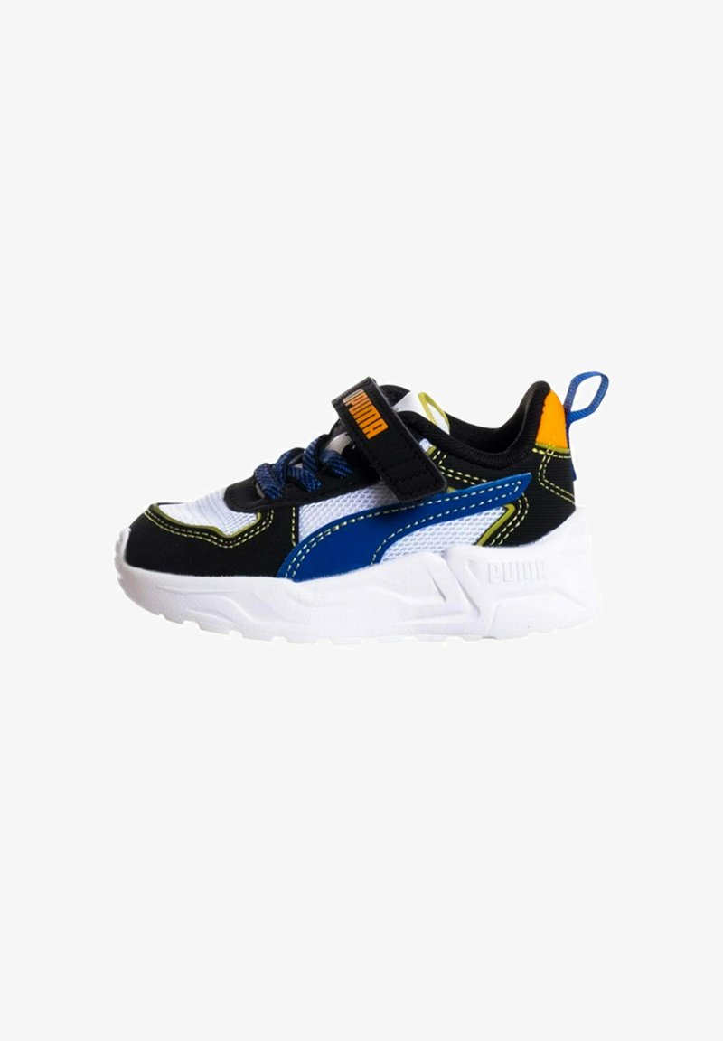 Sneaker per bambini Puma con un design in mesh e sintetico nero, blu e bianco, dotato di una fascia in velcro e accentuazioni colorate.