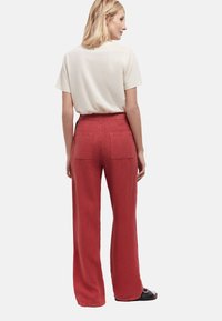 One Step Pantalones - red