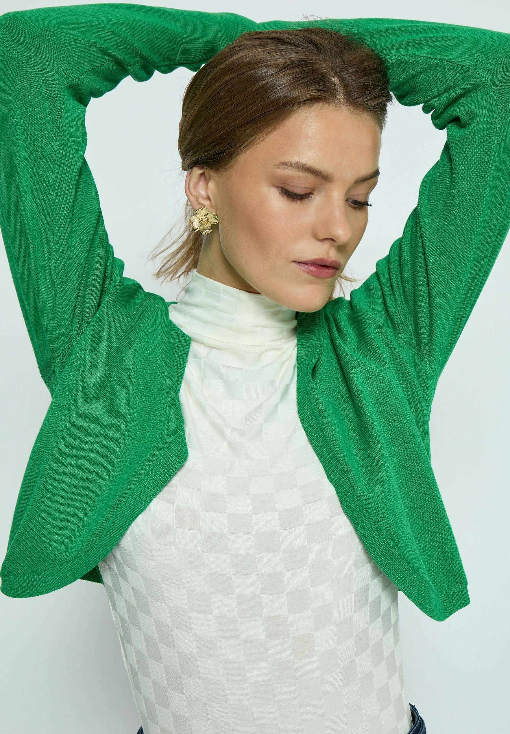 カーディガン the virgins sleeve bolero cardigan(green the Virgins - THE VIRGINS 袖先ファーカーディガンの通販 by