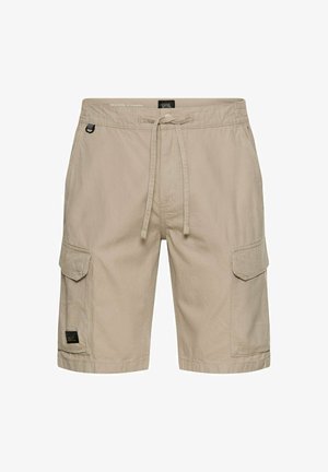 Beige Cargo-Shorts mit Kordelzug am Bund, zwei großen seitlichen Klappentaschen, vorderen Seitentaschen und einem kleinen schwarzen Schlaufen-Detail auf der linken Seite.