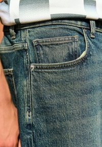 Next EDIT BAGGY LOOSE FIT - Vaqueros boyfriend - mid blue vintage