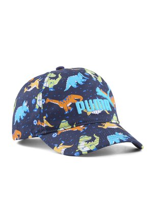 Casquette Puma bleu marine avec des motifs colorés de dinosaures et un logo Puma bleu clair sur le devant, inclinée pour montrer la visière courbée.