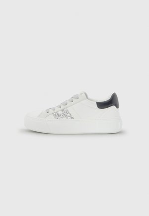 H705 - Trainers - white