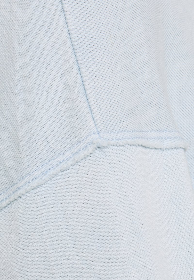 Pull Gris American Eagle Outfitters – Femme – Taille S – Manches 3/4 – Très Bon état