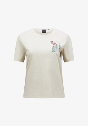 T-shirt à manches courtes couleur écrue avec un motif graphique géométrique multicolore et le texte « Peak Performance ARE-1986 » sur la partie supérieure gauche de la poitrine.