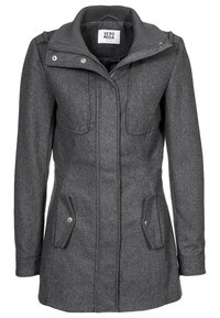 Grå uldblandet frakke med struktureret design, høj krave, lynlås- og tryklås, og to forlommer. Tekstureret stof med en glat finish.