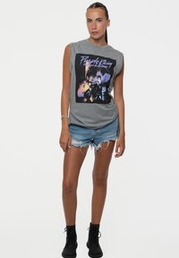 Paradiso Clothing PRINCE PURPLE RAIN MUSCLE - Top - grey