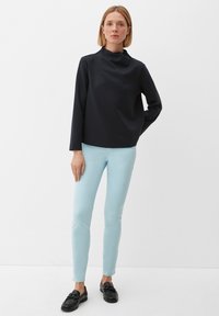s.Oliver BLACK LABEL IZABELL - Vaqueros slim fit - arktisblau