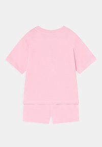 Jordan ESSENTIALS SET - T-shirt basic - pink foam