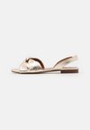 LUCKY KNOT SLINGBACK - Sandals - gold