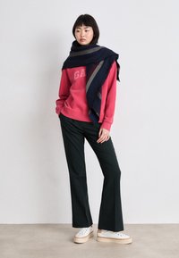 Tommy Hilfiger VARSITY SKI SQUARE - Halsdoek - blue