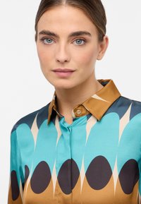 Eterna LOOSE FIT - Camicia - eukalyptus