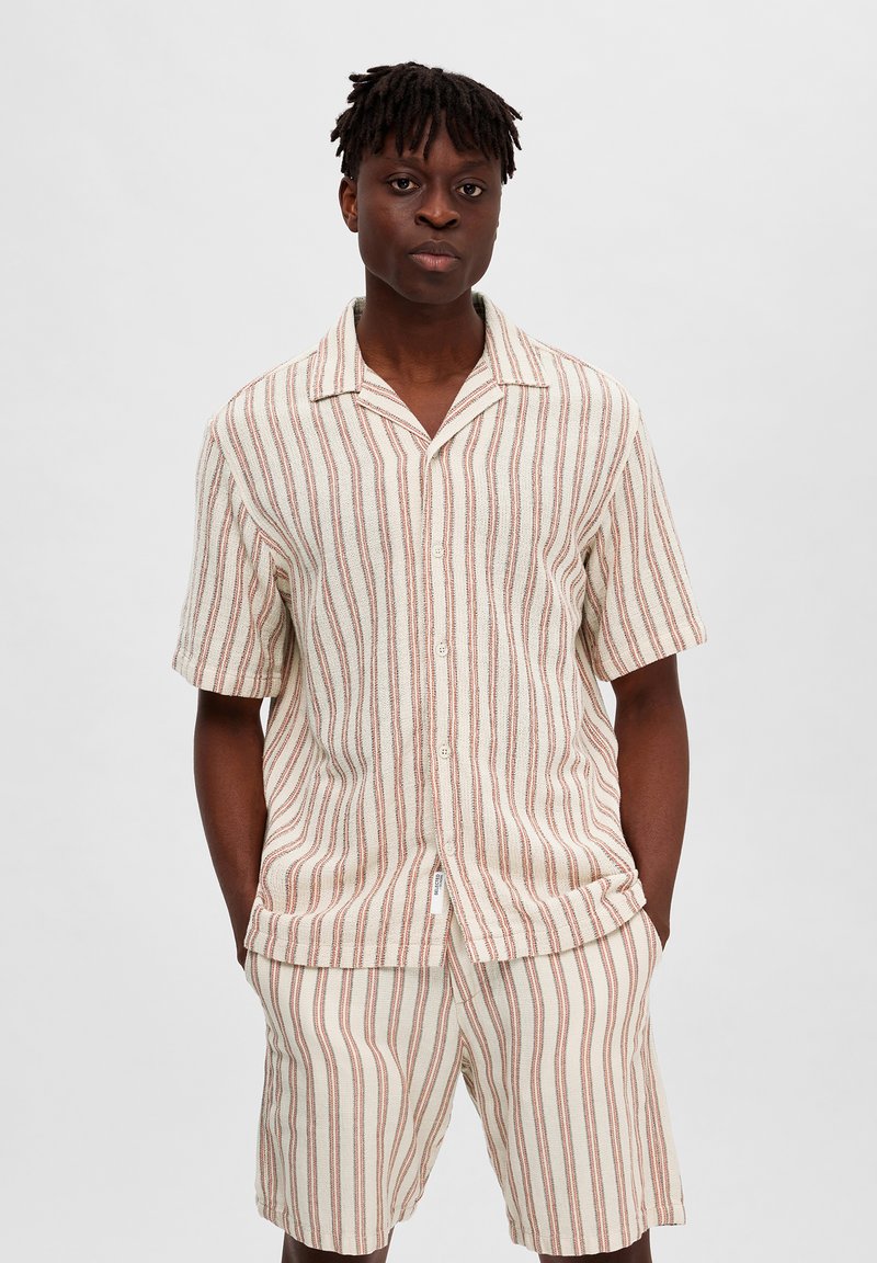 Selected Homme - SLH-SAL SS RESORT W - Vapaa-ajan kauluspaita - egret, Suurenna