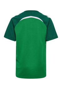 Sportowa koszulka z krótkim rękawem w odcieniach zieleni z białymi akcentami, przedstawiona od tyłu na jednolitym tle.