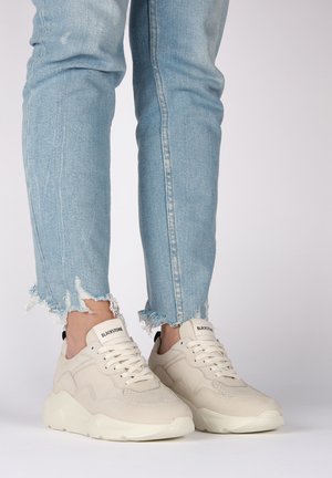 Sneakers basse - almond milk