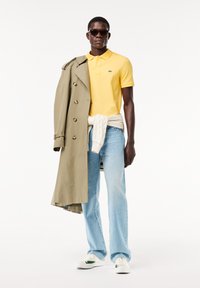 Lacoste Polo - jaune iy