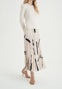 InWear Stickad tröja - beige