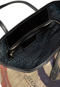 Borsa tote in tela con un motivo a strisce multicolori, dettagli in pelle nera e una tasca con cerniera all'interno; l'interno presenta una fodera con il logo.