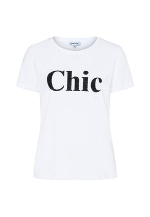 Weißes Baumwoll-T-Shirt mit einem schwarzen, flauschigen "Chic"-Schriftzug in der Mitte. Klassischer Rundhalsausschnitt und kurze Ärmel. Legerer Schnitt.