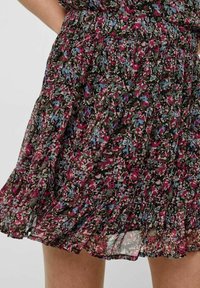 Vero Moda Áčková sukně - pink