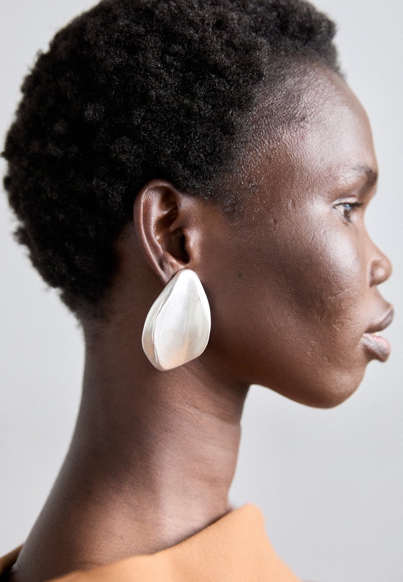 Cult Gaia ERIN EARRING - Uhani - antique silver-coloured