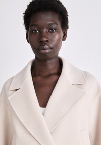 Marc Cain Blazer - beige