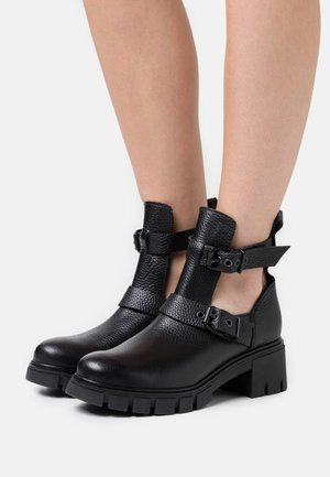 Zign, Boots à talons - black