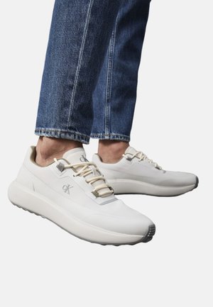 ATHLEISURE RUNNER - Zapatillas - oyster mushroom turtle dove mermaid