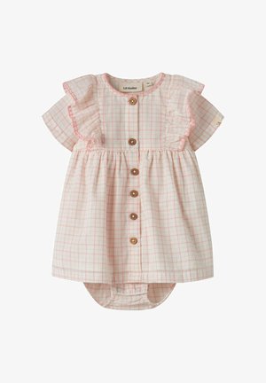 Babaruha rózsaszín kockás mintával, fa gombokkal elöl, rövid fodros ujjakkal és hozzáillő, rögzített pelenkafedéllel.