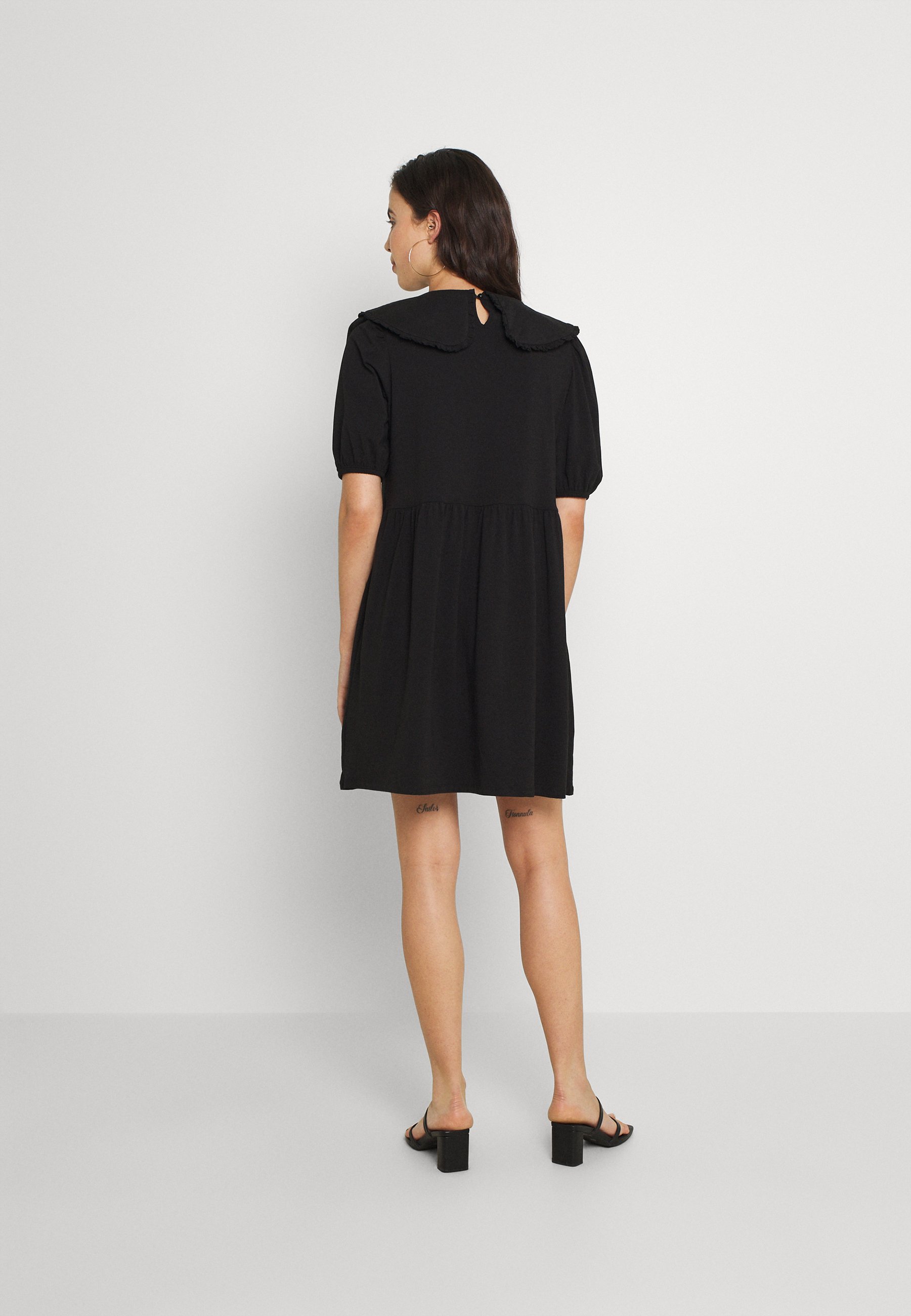 zalando robe droite