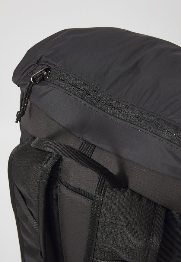 TERRAVIA PACK 28L UNISEX - Backpack2