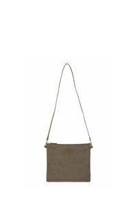 Khaki stoffen schoudertas met een vlak rechthoekige vorm, voorzien van een ritssluiting en een bruine leren logo patch aan de voorkant.