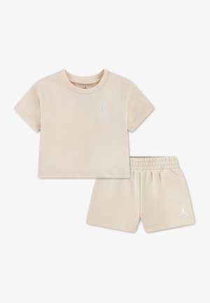 BROOKLYN SHORT SET - T-shirt basic - legend brown